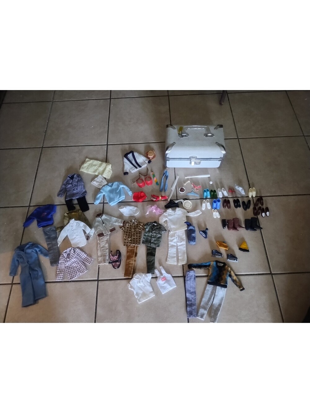 1960s Ken doll clothing and‎ shoe lot and case